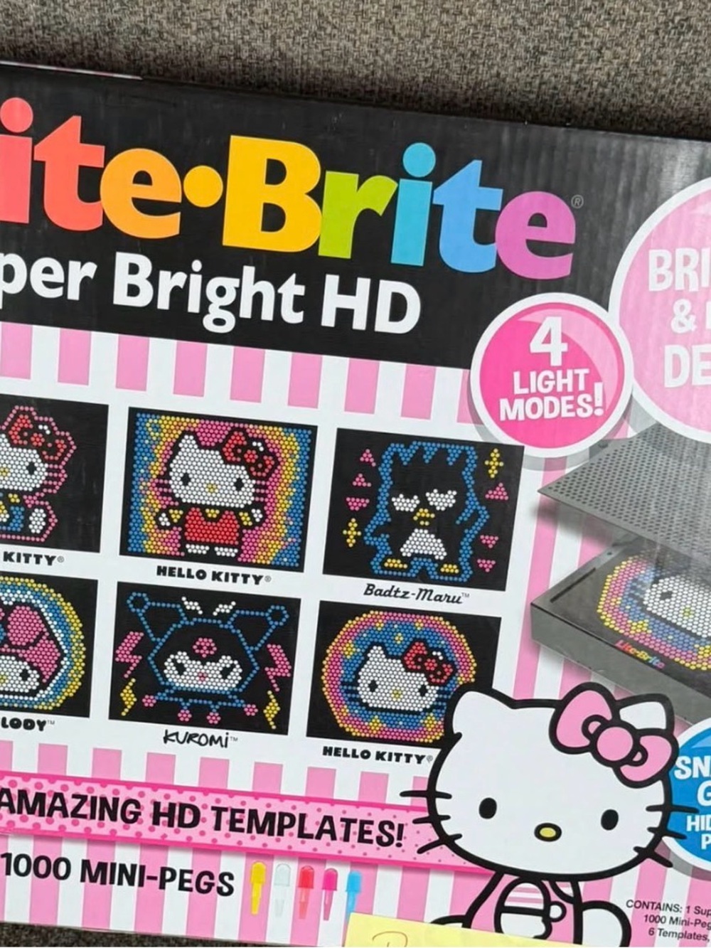 Hello Kitty Colorful Pixel Art Kit - Pink, Black, White, Yellow, Blue
